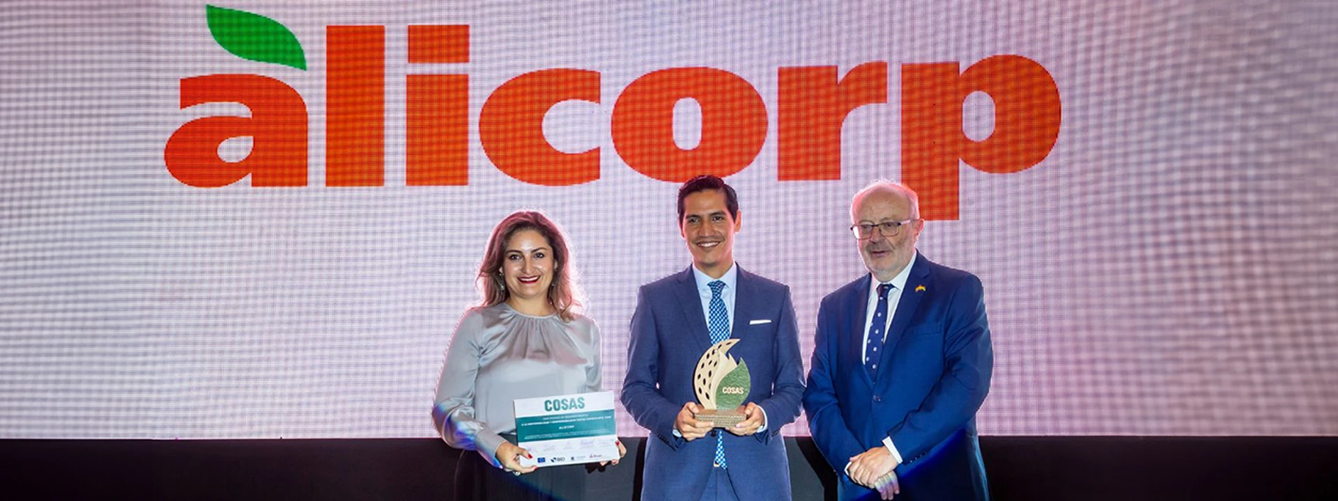 Fuimos reconocidos con el premio COSAS a la RSE en Bolivia